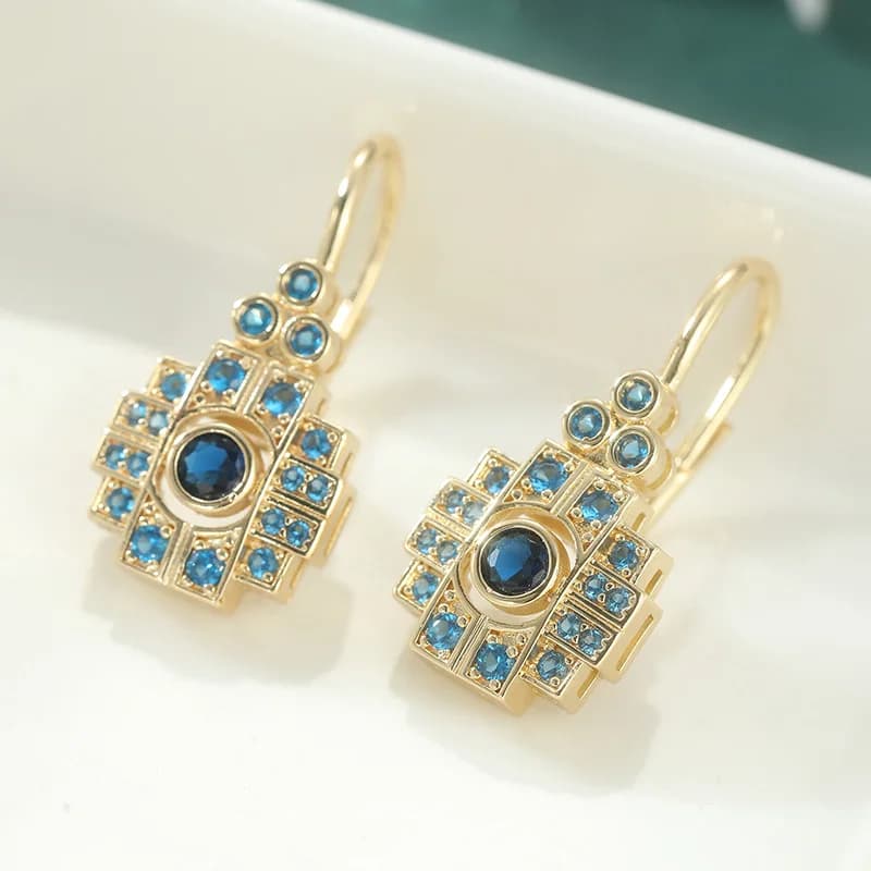 Boucles d'oreilles pendantes en zircone cubique bleue synthétique
