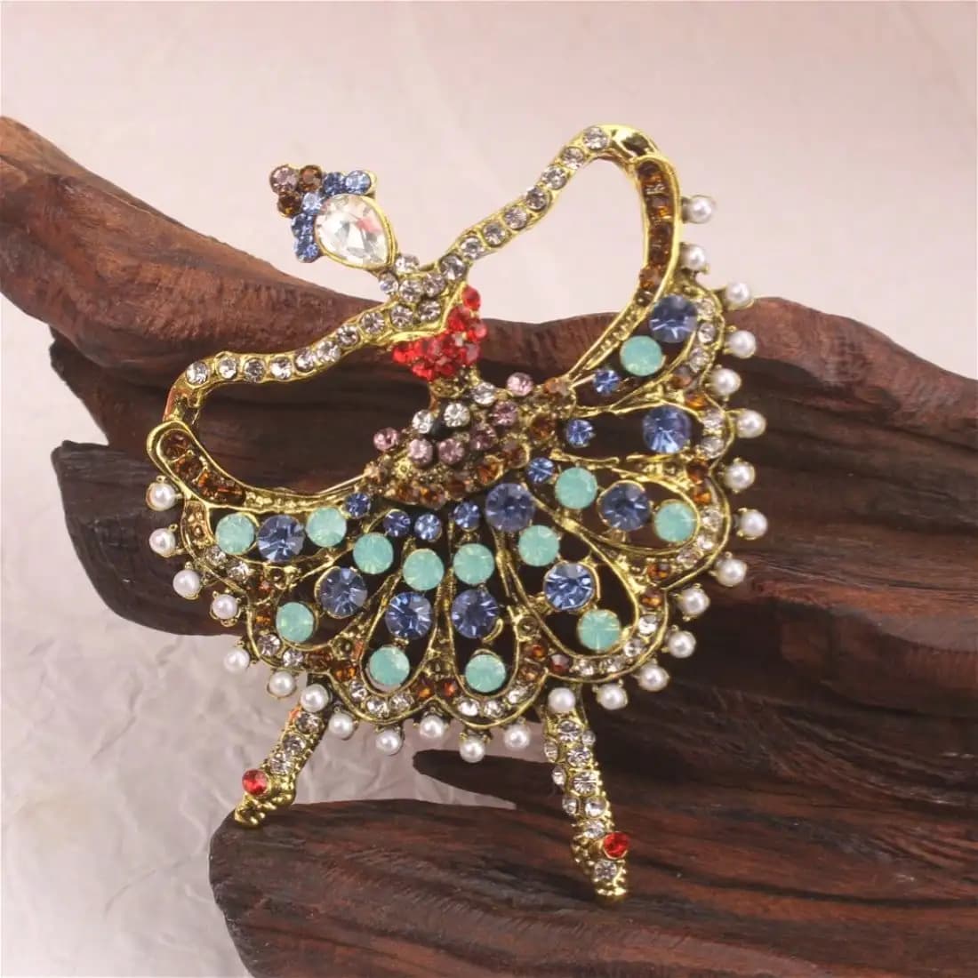 Broche de danseuse de ballet vintage dorée - Strass