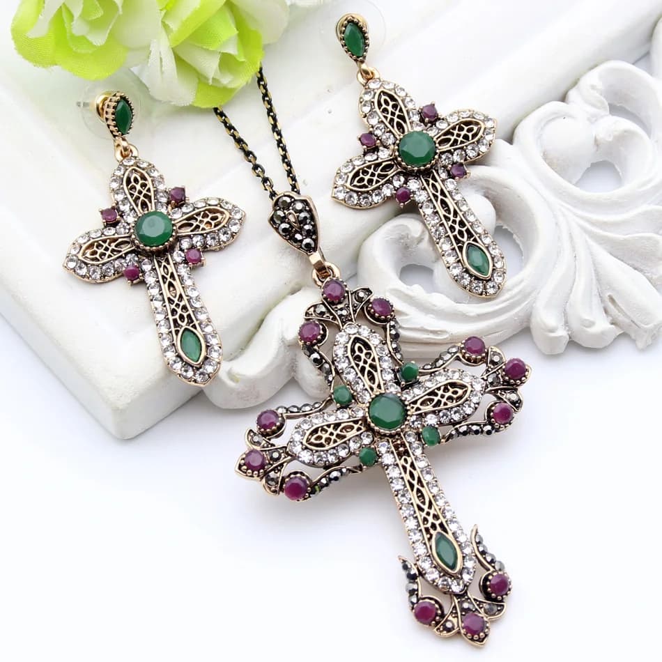 Neovisson Ethnic Jewelry Flower Cross Necklace Antique Gold Color Resin Ladies Favorite Gift Wedding