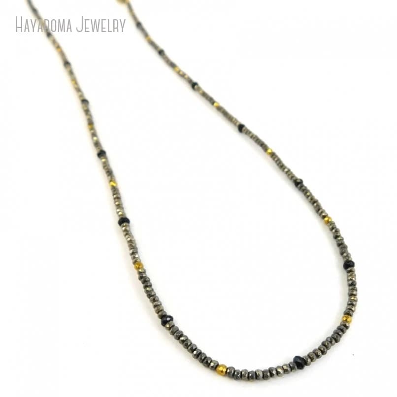 Collier en couches de perles de pierres précieuses de pyrite pour femmes, bijoux Boho minimalistes, protection en cristal, 10 pièces