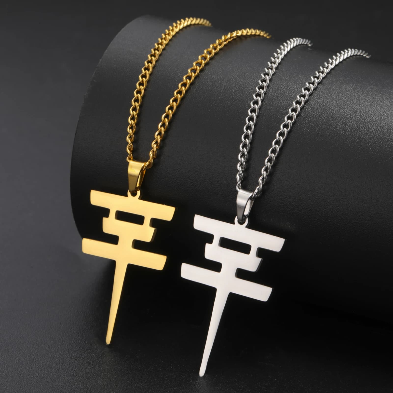 Tokio Hotel Merch Collier en acier inoxydable Bande Symbole Pendentif Alternative Rock Fan
