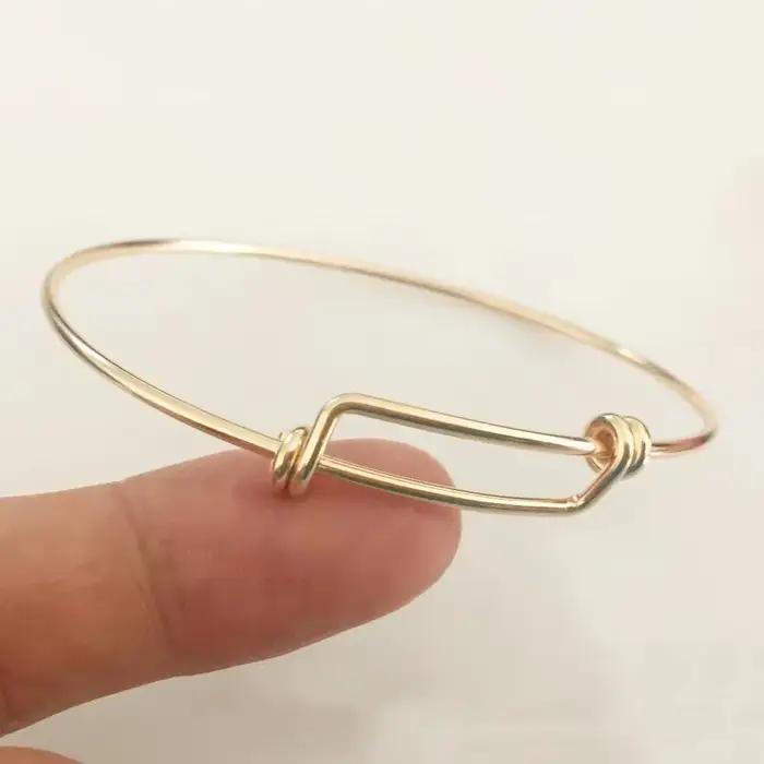 Bracelet Boho Vintage réglable or 14K pour femmes occasions spéciales elegance design géométrique breloques cadeau de demoiselle d'honneur soirée chic