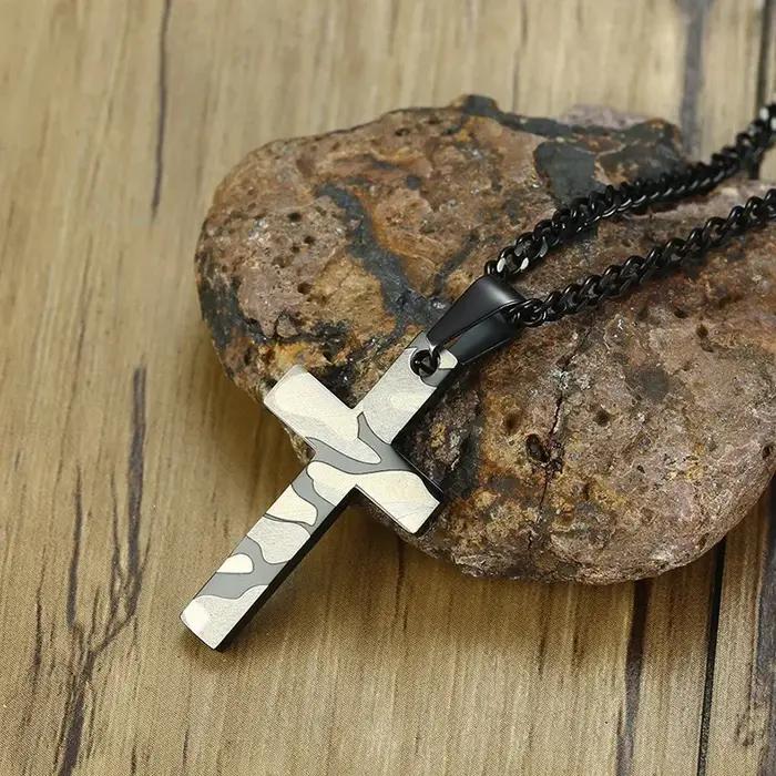 Collier militaire, pendentif croisé imprimé Camouflage de l'armée de soldat pour hommes
