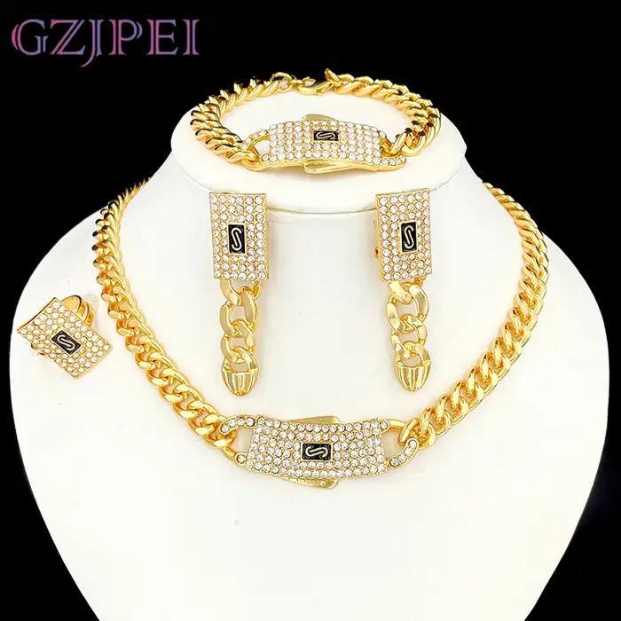 Ensemble de bijoux 18K plaqué or avec motifs géométriques pour femmes, élégant à offrir pour occasions spéciales