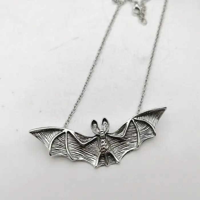 Collier chauve-souris Vampire Punk gothique perles
