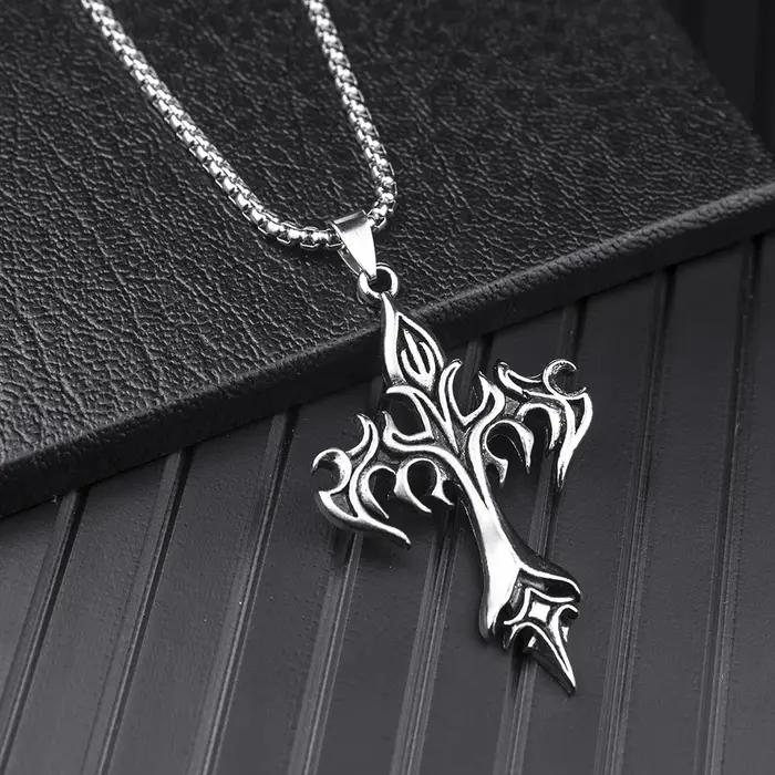 Pendentif Croix Flamme Vintage Collier Gothique Hommes Accessoires Bijoux Occasions Spéciales