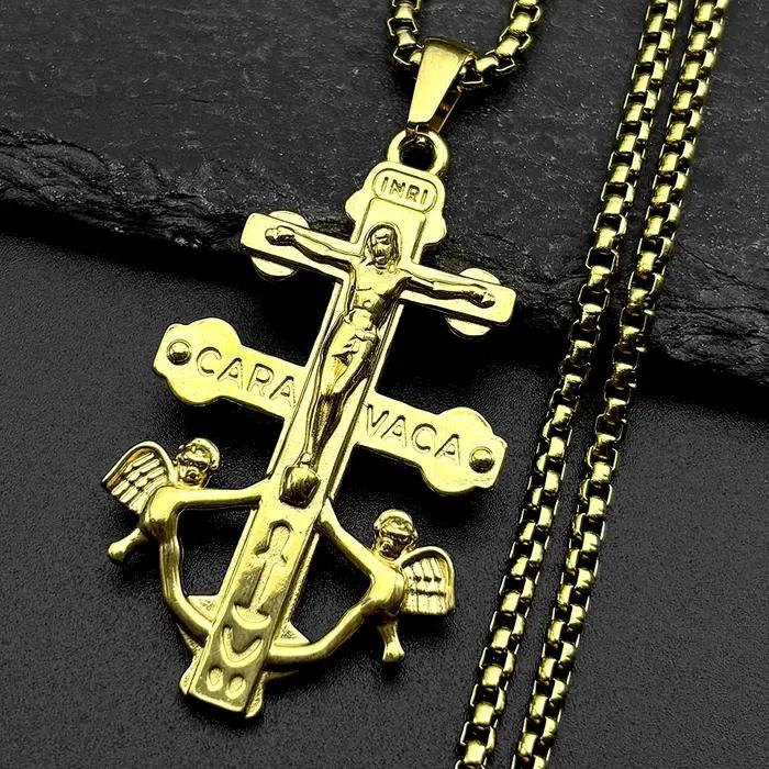 Collier avec pendentif en forme d'ange de chérubin