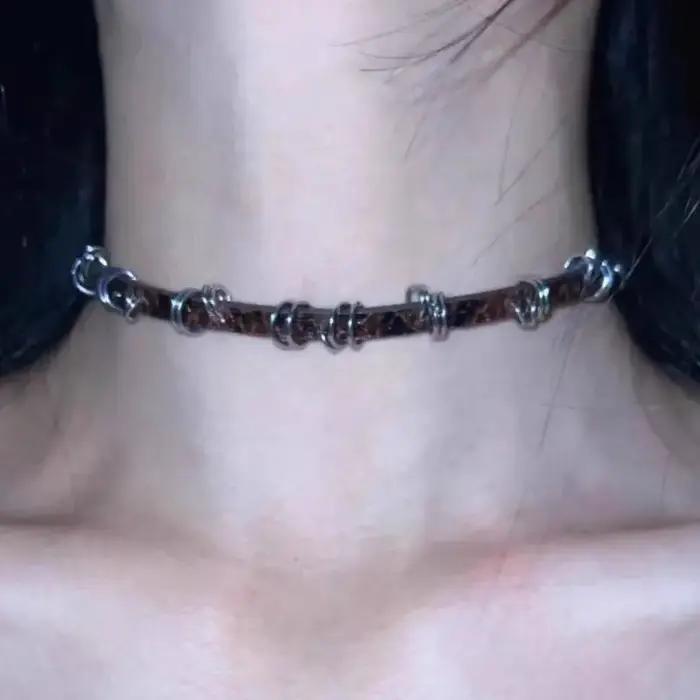 Tour de cou en cuir PU unique punk gothique Y2K EMO pour femmes hommes occassions spéciales style avant-garde