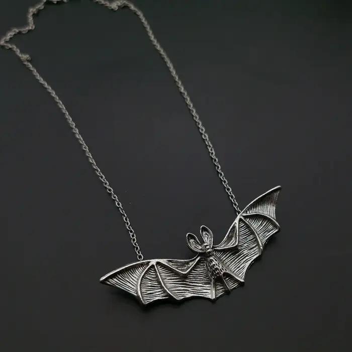 Collier chauve-souris Vampire Punk gothique perles