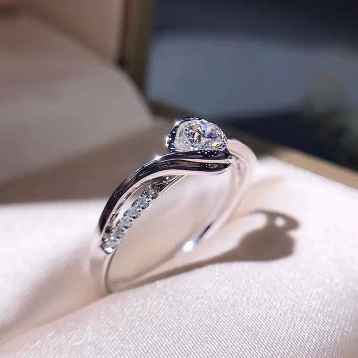 Bague de Promesse en Argent Sterling 925 Solitaire Zircon Blanc pour Femmes Occasions Spéciales Anniversaires Fiançailles Mariage