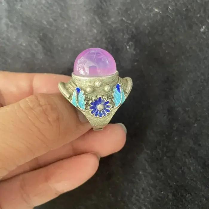 Bague vintage antique incrustée de pierres précieuses