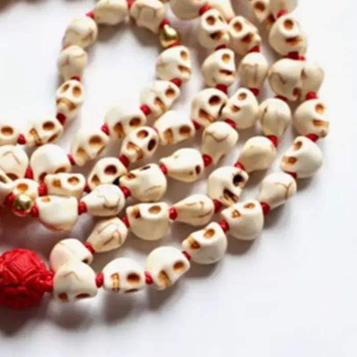 Kali Mala, perles de crâne Mala