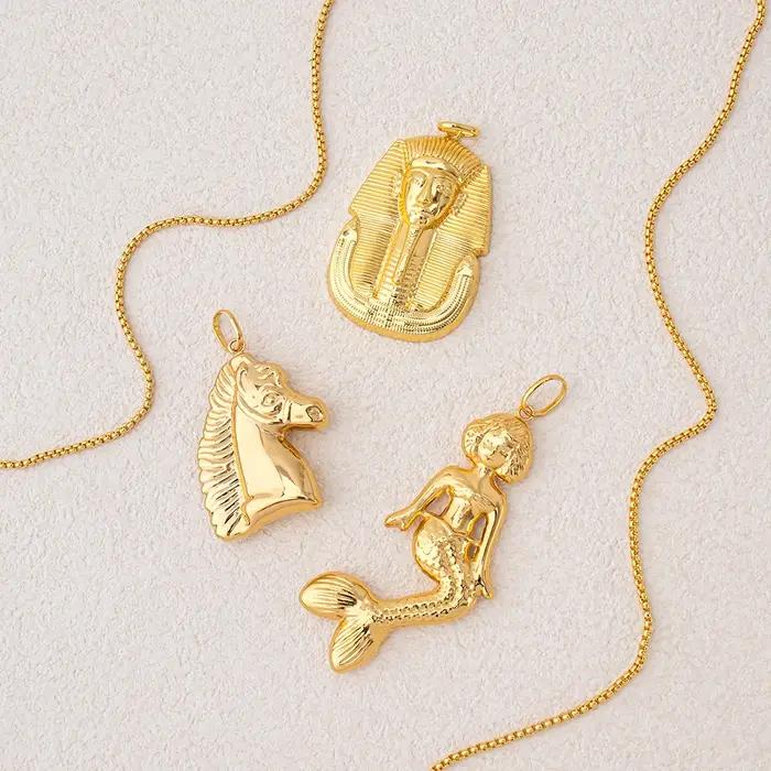 Pendentif plaqué or de luxe avec chaîne, bijou hip hop rock pour femmes et hommes, cadeau pour occasions spéciales