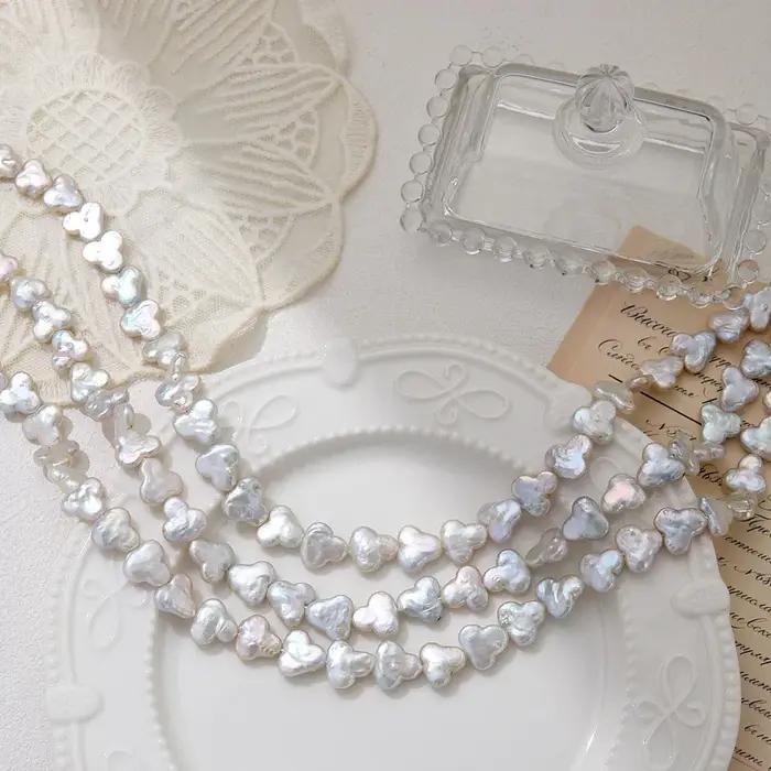 Perles d'eau douce naturelles baroques