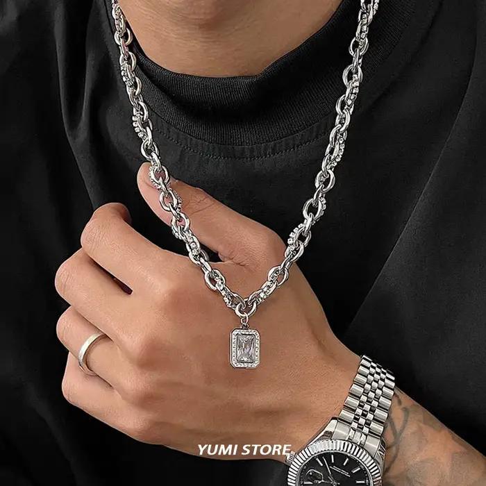 Collier pendentif bloc de zircone en acier titane pour homme et femme