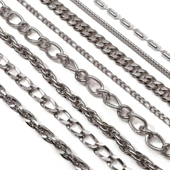 Various chaînes tendance en acier inoxydable