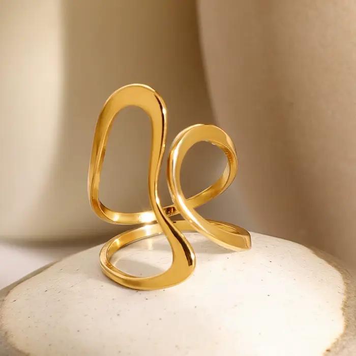 Bague en acier inoxydable pour femmes