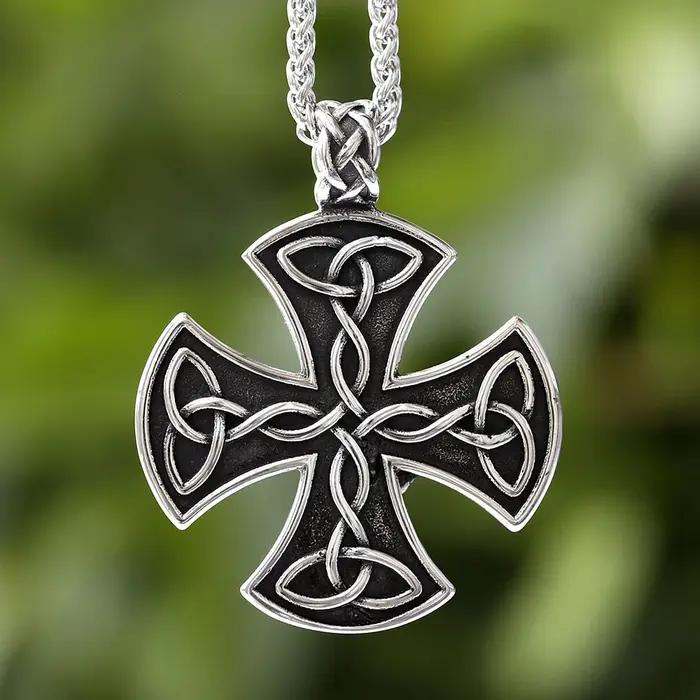 Collier croix celtique en acier au titane pour homme, pendentif vintage, bijoux en acier inoxydable,