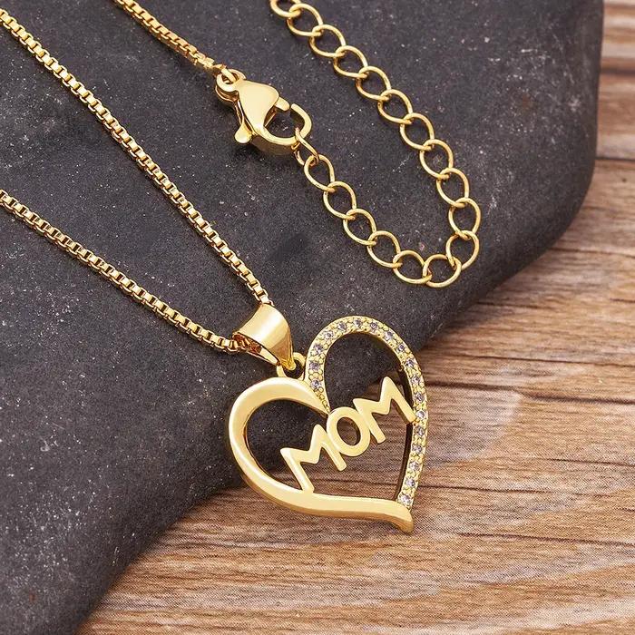 Nidin – collier avec pendentif en cristal incrusté