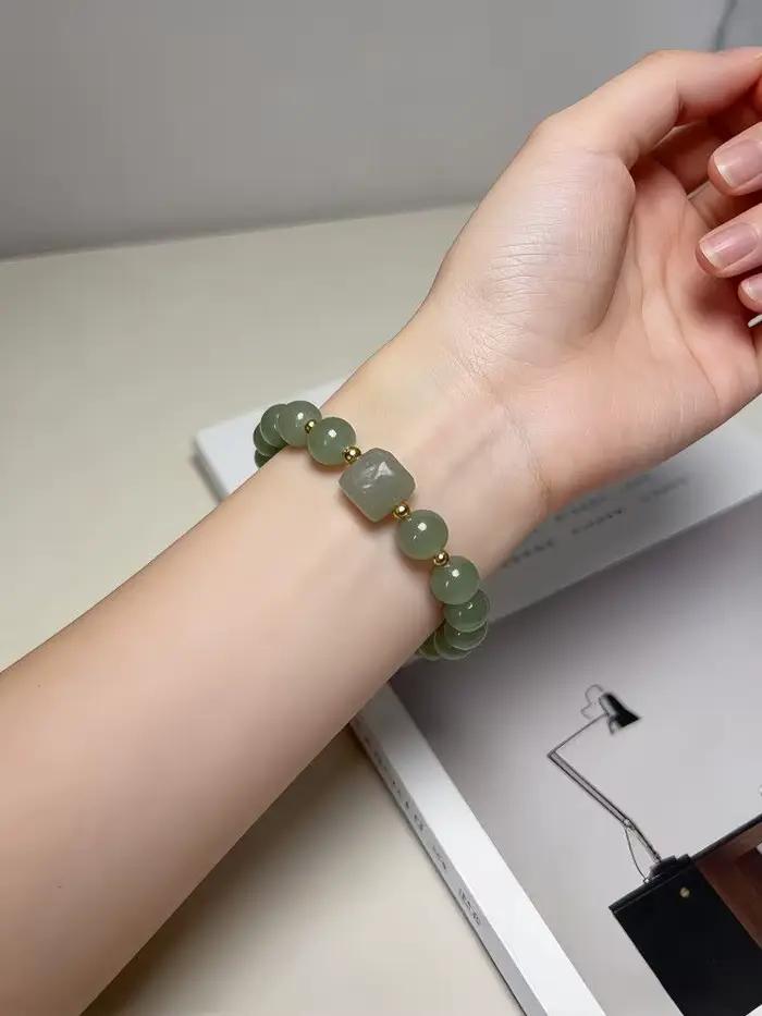 Bracelet perlé en jade Hetian naturel Qingshui 2026 – Bijou polyvalent pour femme