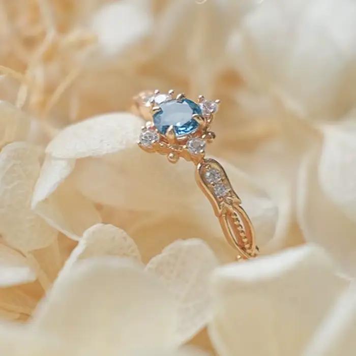 Bague romantique vintage en saphir bleu, fleur, ajustable pour mariage et occasions spéciales