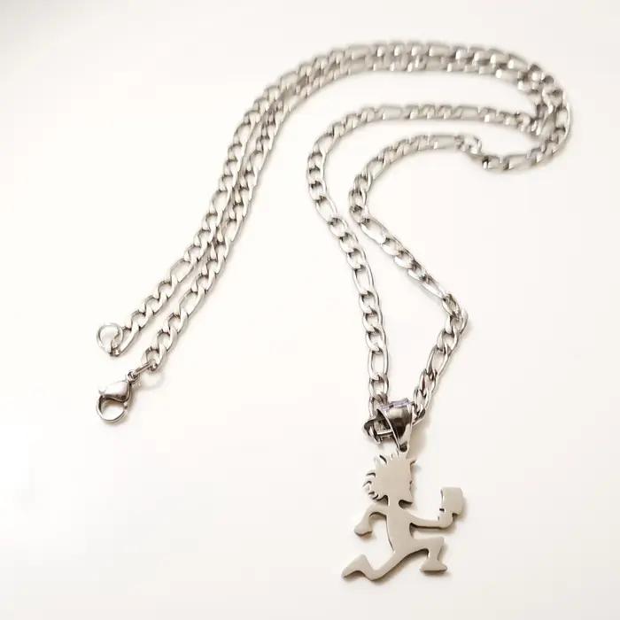 Collier pendentif classique en acier inoxydable