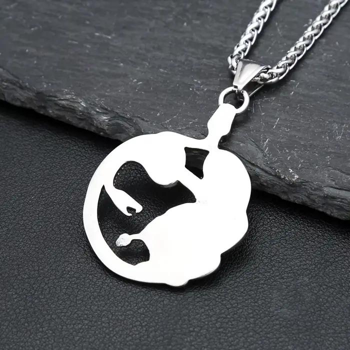 Collier gothique classique avec pendentif Medusa en acier inoxydable pour hommes et femmes occasions spéciales punk vintage