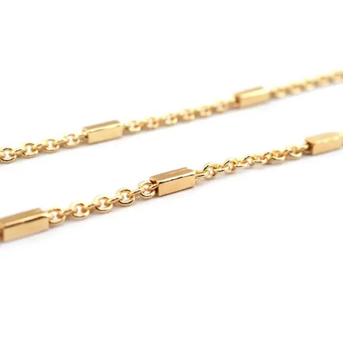 Collier de chaînes en forme de lettre O en cuivre doré 18K pour femmes occasions spéciales élégantes et modernes