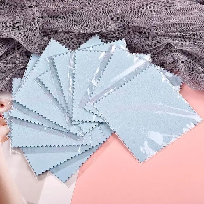 Lingettes nettoyantes pour bijoux