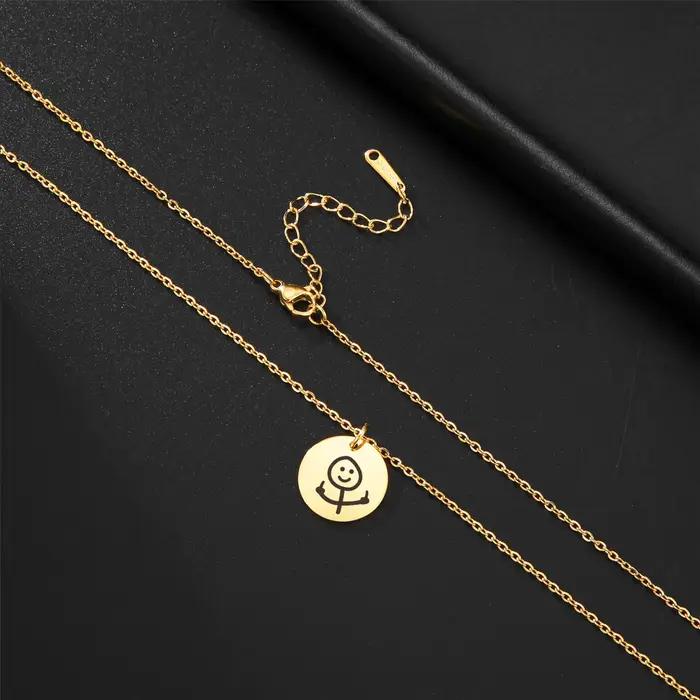 Collier Skyrim amusant avec pendentif bâtonnet homme-douxche gravé pour femme