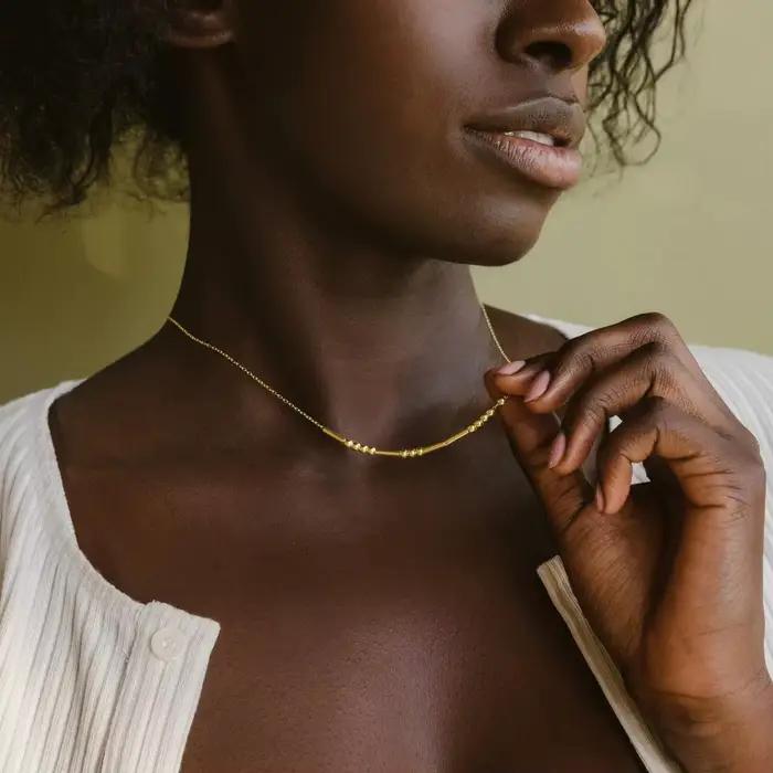 Collier personnalisé en code Morse avec noms sur mesure