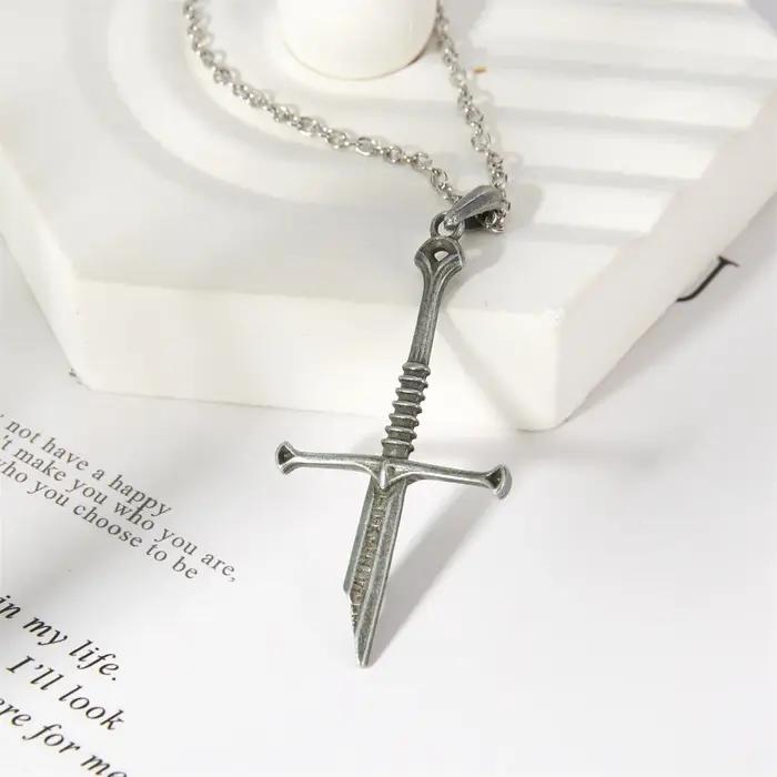 Rétro Excalibur cassé épée collier Punk à la mode pendentif en métal Collections Film le seigneur Narsil bijoux Fans cadeau