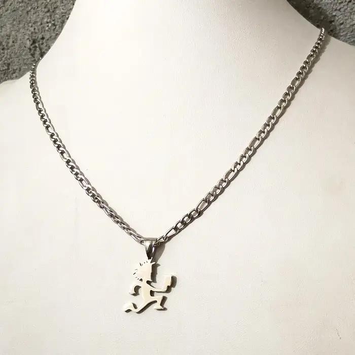 Collier pendentif classique en acier inoxydable