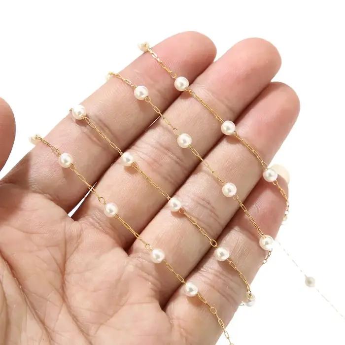 Chaînes dorées boule de perles