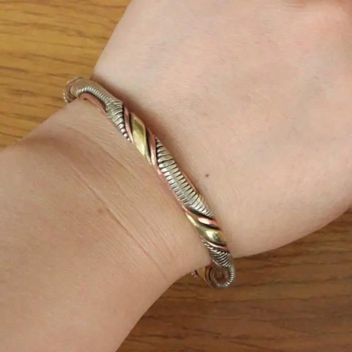 BR029 fait à la main népal bijoux cuivre métal 5mm dos ouvert réglable manchette Bracelet pour femme