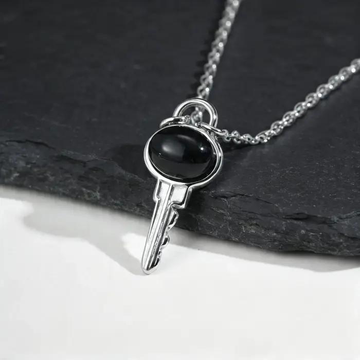 Collier vintage en onyx noir pour homme
