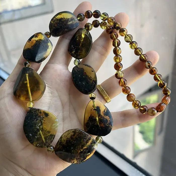 Collier en ambre baltique original et unique pour homme et femme, bijou naturel pour anniversaire et occasions spéciales