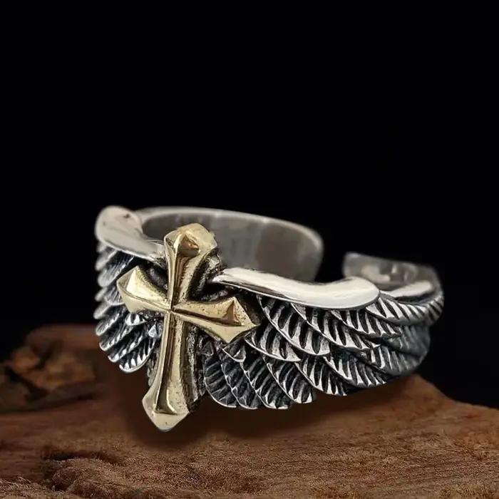 Bague Graffiti rétro en plumes croisées pour hommes