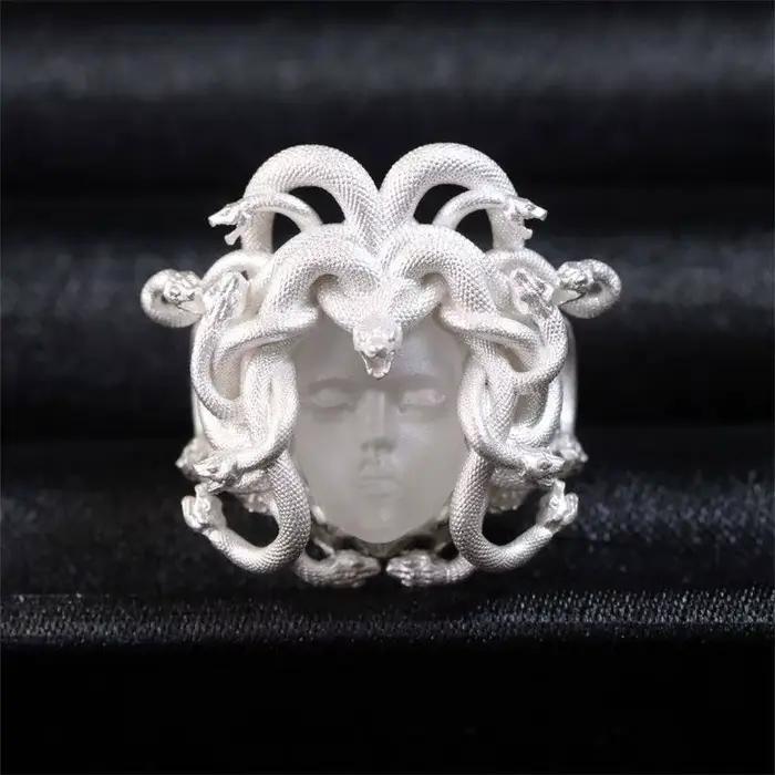 Bague ouverte artisanale vintage style méduse mythologie grecque