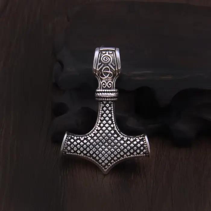 Collier Mjolnir avec pendentif Thor symbole viking en argent plaqué or rose pour homme occasions spéciales