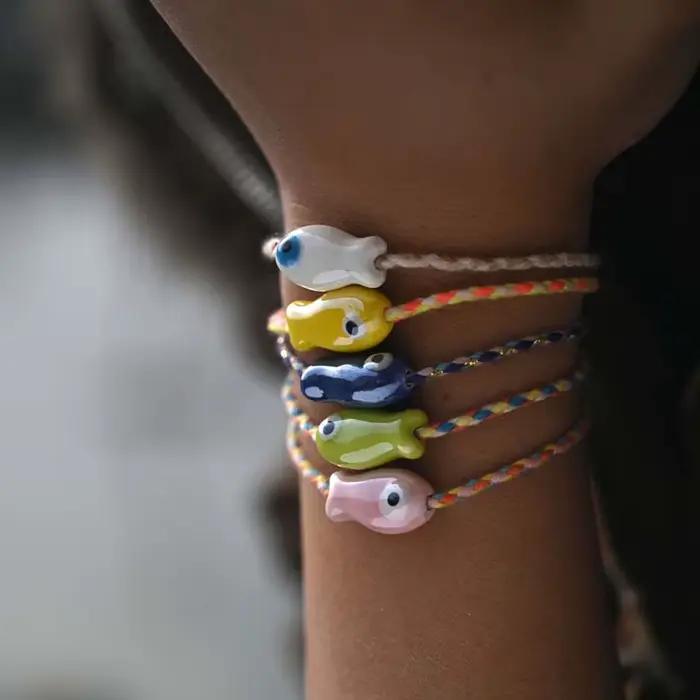 Bracelets de poisson en céramique à la mode pour femmes et hommes, bohème, mignon, coloré, tissé à la main, corde à main réglable, bijoux cadeaux, nouveau 2025