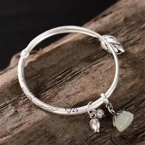 Bracelet en argent incrusté de calcédoine Hotan naturelle
