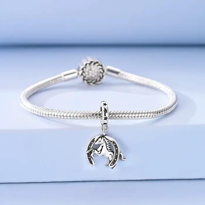 Breloques Perles Cheval Rouge Doré en Argent Sterling 925 pour Bracelet Original, Cadeau Idéal pour Occasions Spéciales Femme
