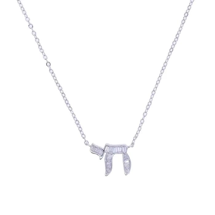 Collier Amulette Chai en Or avec Zircons Scintillants, Symbole de Vie, Bijoux pour Femme