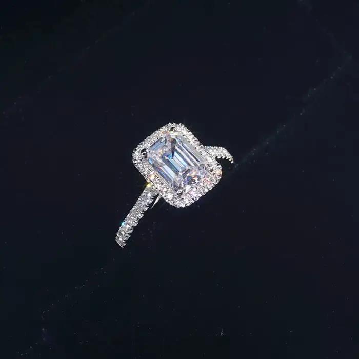 Bague Paraiba rectangulaire classique en argent 925 sertie de tourmaline verte pour femmes occasions spéciales fiançailles mariage