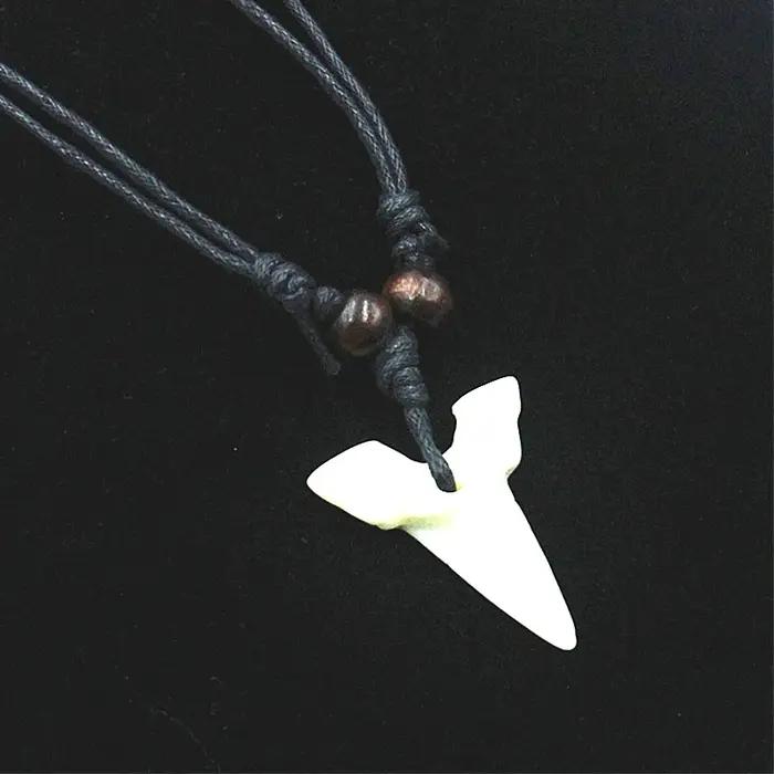 Collier de dent de requin Yak Sophia pour hommes et femmes, amulette à dents blanches, pendentif cad