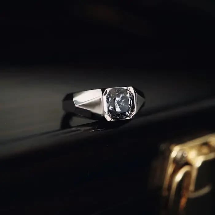 Bague en argent brillant pour homme