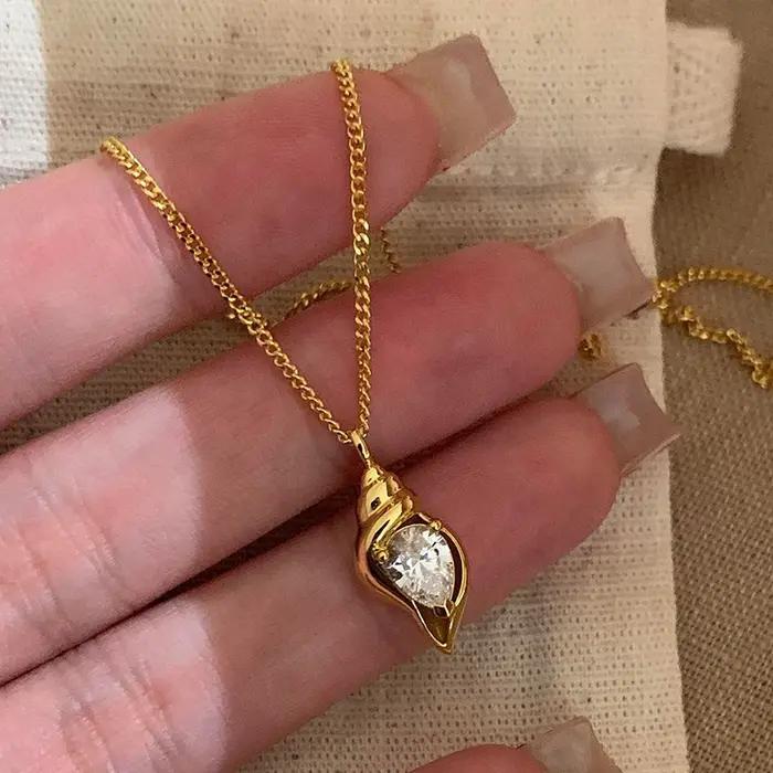 Collier pendentif coquillage zircon bijou vintage français pour femmes occasions spéciales cadeau anniversaire fiançailles mariage