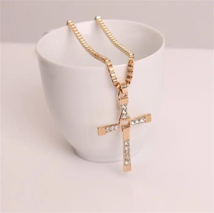 Rapide et furieux 8 Dominic Toretto croix collier bijoux classique strass breloques croix alliage co
