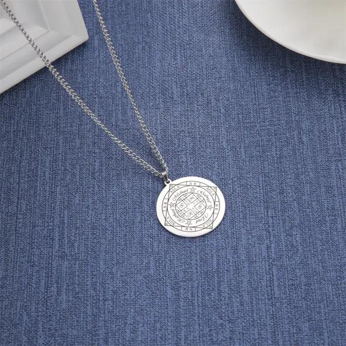 Collier Sceau des Archangels Acier Inoxydable Argent Or Clair Occasions Spéciales Protection Spirituelle